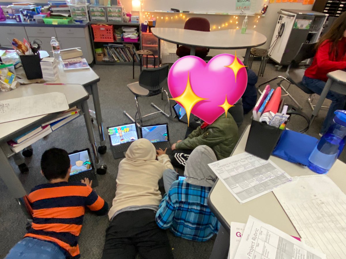 MrsChristy620's tweet photo. Instant engagement on a rainy day. Thank you @PlayCraftLearn for making decimals fun! https://t.co/e5Kd2KTrap