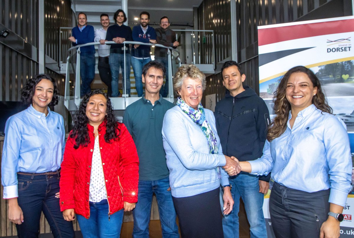 We were delighted to welcome a delegation from Columbia to #Dorset today. The delegates are working with our partners @SatAppsCatapult to look at how next gen connectivity, as tested by #5GRuralDorset , can be replicated in the rural Uraba region in Antioquia.