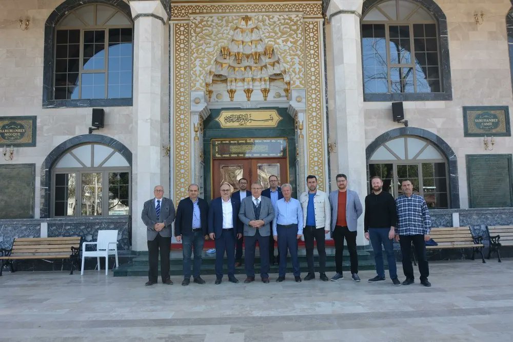 Yunus Emre Belediye Başkanımız sayın Dr. Mehmet Çerçi beyi makamında ziyaret ettik. Belediyenin hizmetleri ve yapım aşamasında olan projeleri hakkında da bizlere bilgilendirmede bulundu. Kendilerine teşekkür ederiz.
#akparti
#manisa
#akhisar
#inandığınyoldayürü
#türkiyeyüzyılı