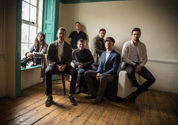 Stiúideo Cuan (@stiuideocuan) on Twitter photo An bhfuil sibh réidh d'oíche le ceol tradisiúnta den chéad scoth?
Aoine (24 Márta) lasfaidh The Bonny Men atmaisféar an Stiúideo leis an stíl leictreach atá acu! ⚡
Get your tickets now at stiuideocuan.ie
<a href="/RTERnaG/">Raidió na Gaeltachta</a> @BAItweets <a href="/artscouncil_ie/">The Arts Council / An Chomhairle Ealaíon</a> <a href="/TheBonnymen/">The Bonny Men</a> <a href="/ThisIsGalway/">This is Galway</a> An bhfuil sibh réidh d'oíche le ceol tradisiúnta den chéad scoth?
Aoine (24 Márta) lasfaidh The Bonny Men atmaisféar an Stiúideo leis an stíl leictreach atá acu! ⚡
Get your tickets now at stiuideocuan.ie
<a href="/RTERnaG/">Raidió na Gaeltachta</a> @BAItweets <a href="/artscouncil_ie/">The Arts Council / An Chomhairle Ealaíon</a> <a href="/TheBonnymen/">The Bonny Men</a> <a href="/ThisIsGalway/">This is Galway</a>
