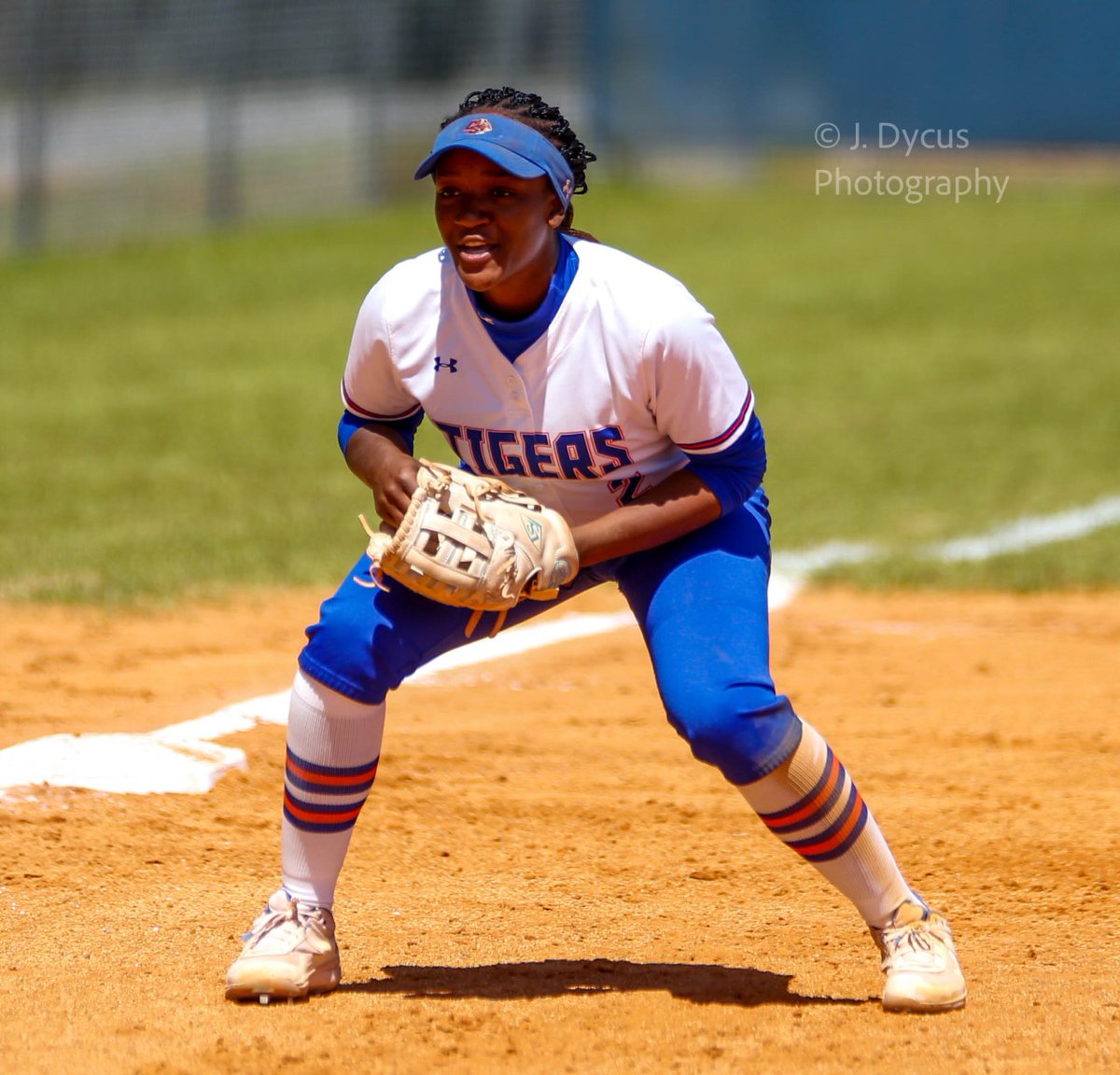 Congratulations to the <a href="/TCCAAsports/">Tennessee Community College Athletic Association</a> / Region 7 Softball Co-Player of the Week. Chatt St SO Jade Gainer. This Lady Tiger hit .727 for the week including 7 extra base hits (4HR's) and 10 RBI in leading her team to a weekend conference sweep. <a href="/CS_Tigers_SB/">Chattanooga State Softball</a> <a href="/GainerJade/">Jade Gainer</a> <a href="/ChattStateCC/">Chattanooga State Community College</a>