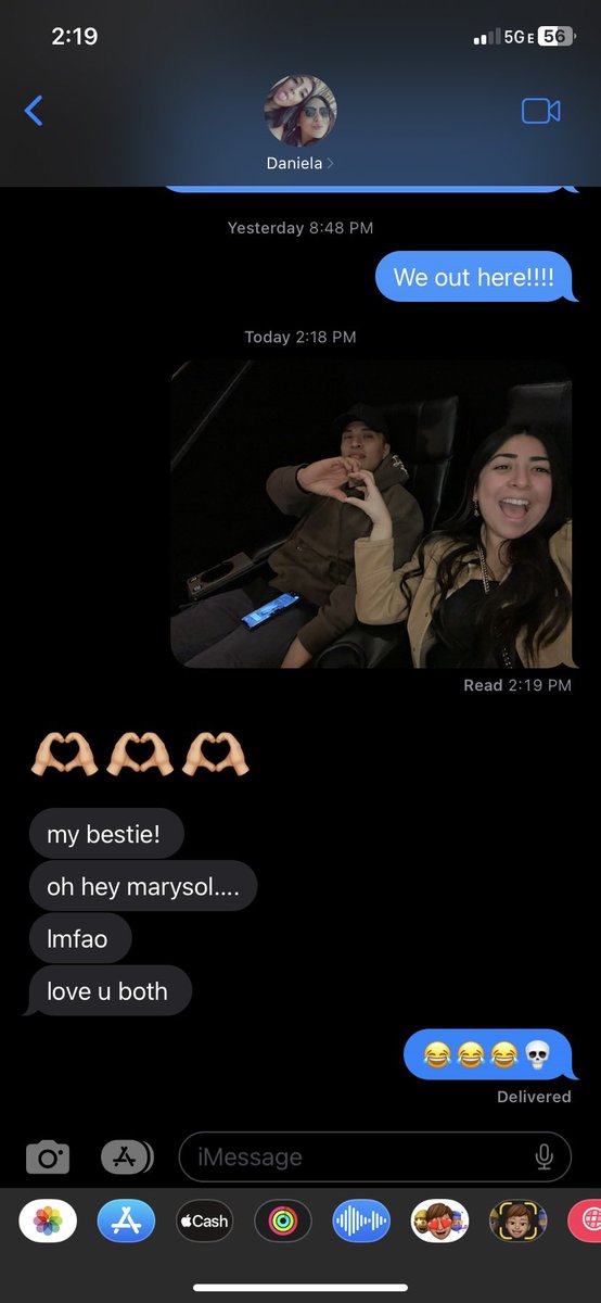 Ayoomawdeee's tweet photo. When your friends start liking your boyfriend more than you… 😂😂💀 https://t.co/tzAr5Ss79J