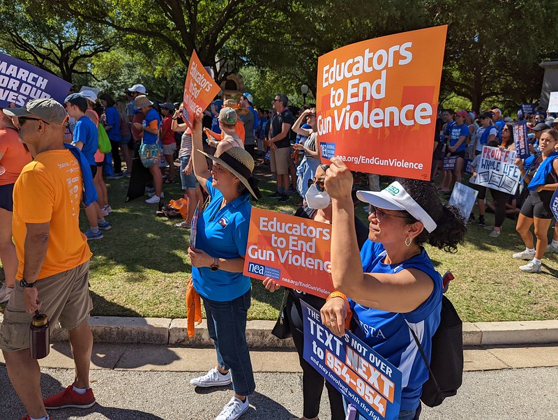 txstateteachers's tweet photo. We're rallying with @mfoltx in support of SB 145 — a gun safety law that raises the legal age limit to purchase certain weapons. Join us in Austin on March 25, 2023, at noon CT to demand lawmakers bring SB 145 to the floor for a vote. https://t.co/ALN5PBQcCK
#txed #txlege https://t.co/BKox25tmtB