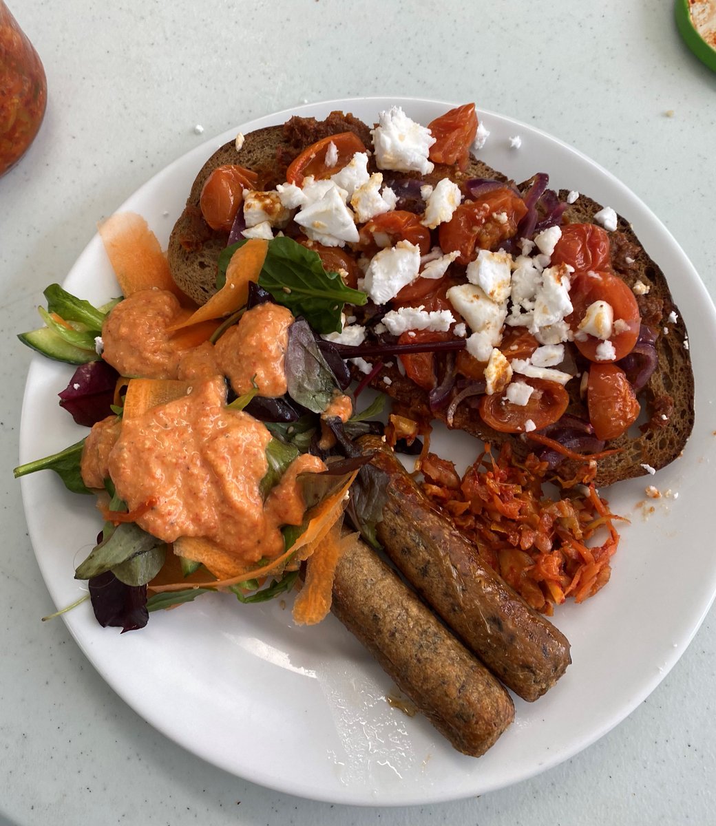 Kheperaorg's tweet photo. Meatless Monday is a global movement that encourages people to give up meat for at least one day a week. This initiative aims to raise awareness about the health benefits of reducing meat consumption, as well as the impact of animal agriculture on the environment. 

Give it a go! https://t.co/EHjeMCQMAS