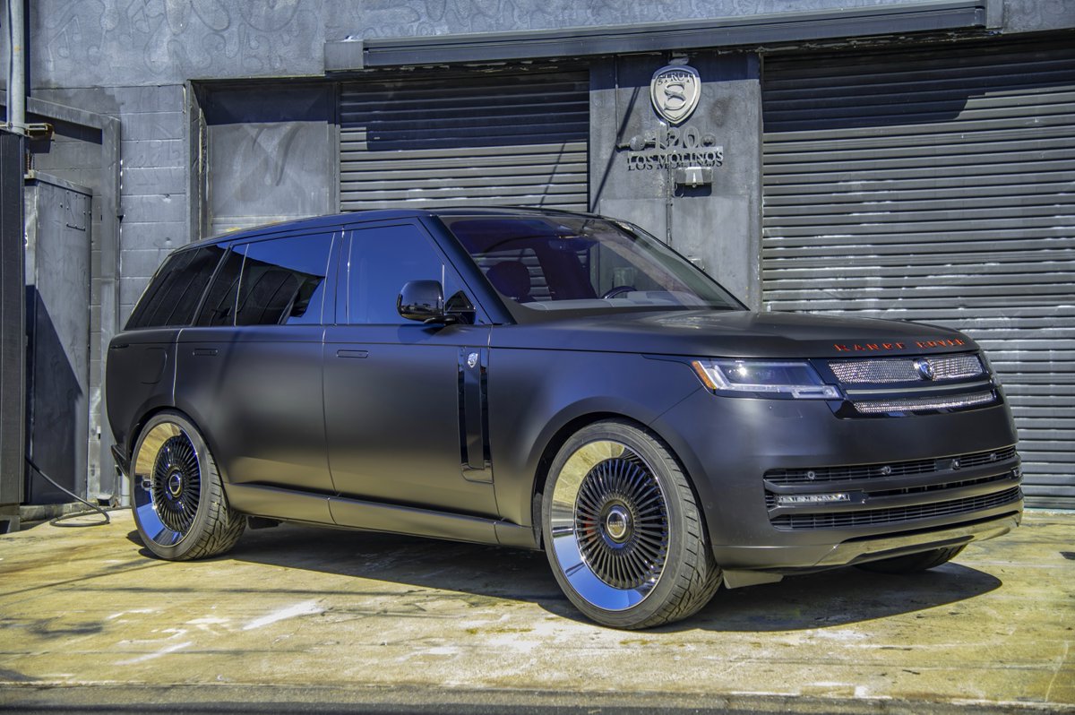 STRUT__LIFE's tweet photo. The #STRUT Range Rover Full Size Collection is a work of art!  🙌 😍

#STRUT #STRUTcollection #STRUTlife #STRUTgrille #rangerover #landrover #rangeroverworld #rangeroversofficial https://t.co/nH29x4AWt4