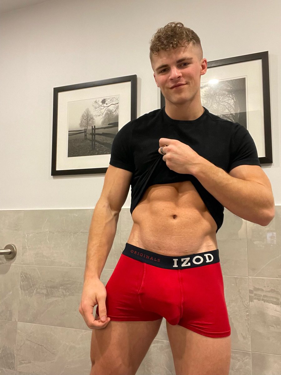lufar1973's tweet photo. Bottoms retweet😈 #fitness
https://t.co/1DZEyTjvIw https://t.co/k2YHuQD67T