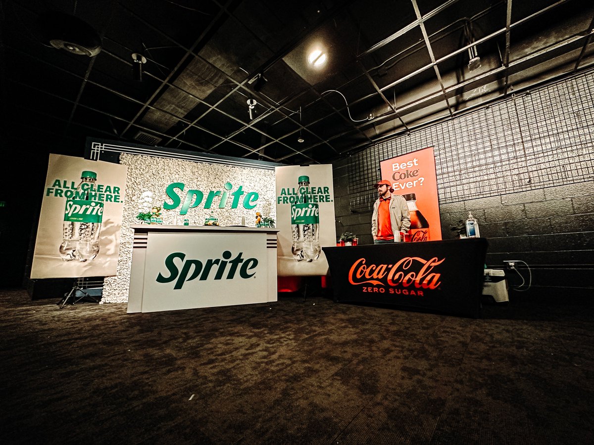 bcmusic1st's tweet image. Dope to see @Sprite and @CocaCola for being at the @urltv #KvQ4 event last night!