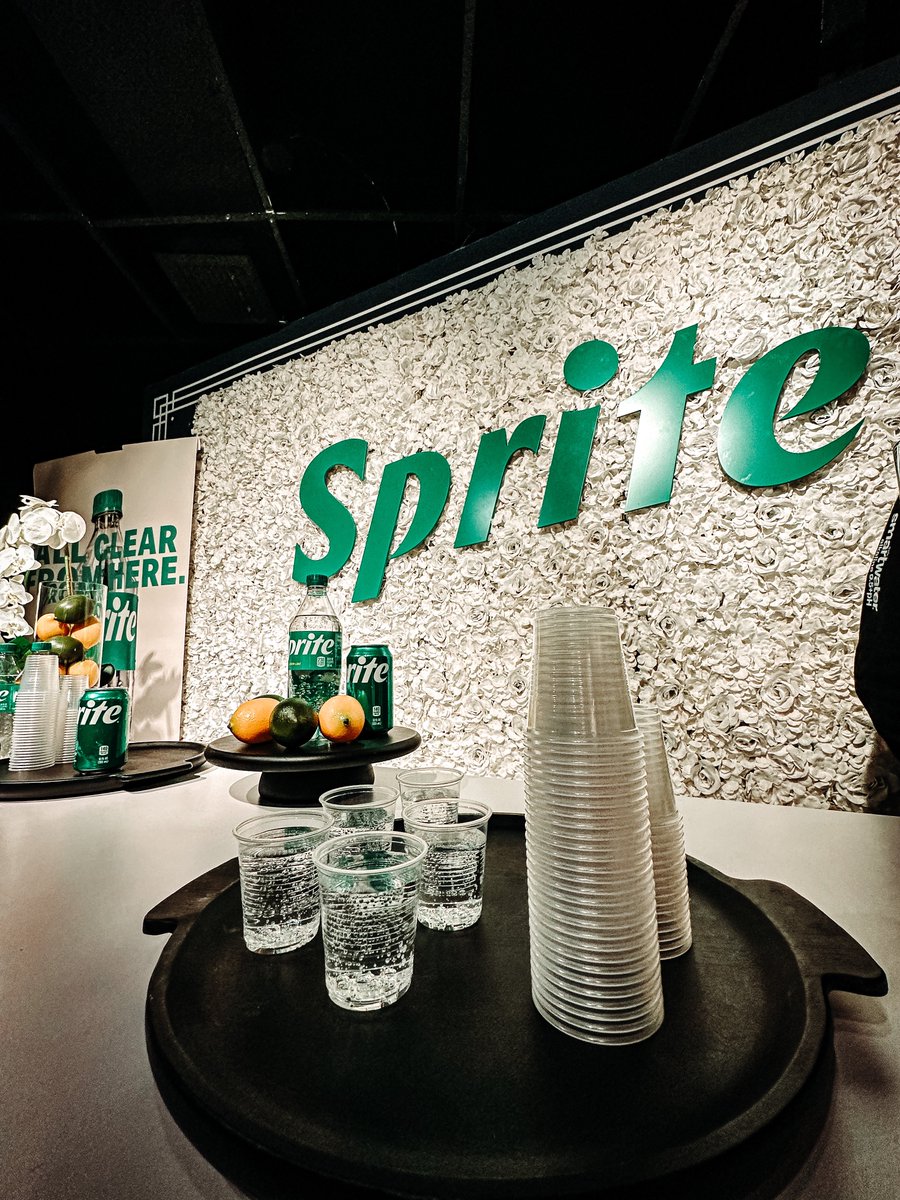 bcmusic1st's tweet image. Dope to see @Sprite and @CocaCola for being at the @urltv #KvQ4 event last night!