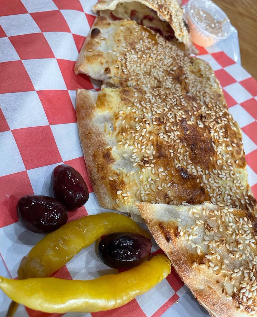 If my plate is full, I’m happy, at No Fork🤗 
📷: @biteebuddies