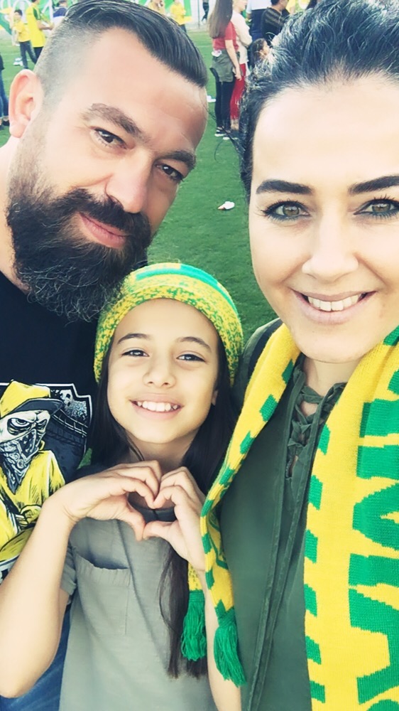 #isiasyanınızakalmaz Selin'imizi bizden aldınız.. Hesabını vereceksiniz! Katiller!
#isiasortakdavamız
#isiaskatillericezalandırılsın