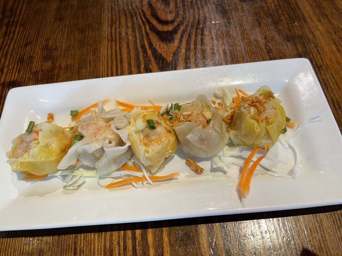 AtlantaGrubber's tweet image. Next time @EaterAtlanta or @AtlantaEatsTV comes up with best #FemaleOwned or #FemaleChefs in metro, may seem cliched to include 3 Alpharetta restaurants. But I’m here to confirm Thoom’s Thai Kitchen joins M Thai Street Food and Nahm Fine Thai cuisine as more than worthy!