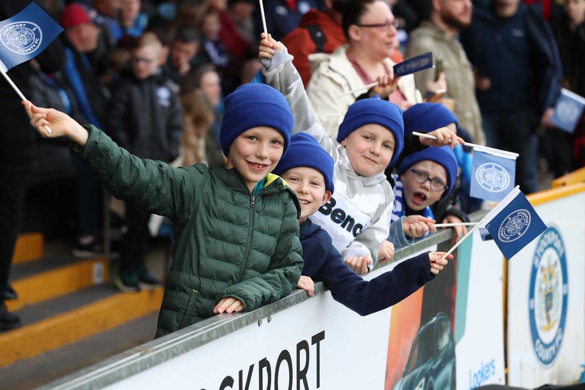 RachaelGooding's tweet photo. #countycam @StockportCounty A brilliant birthday day out for Alex and his friends at the Mansfield game! β½π https://t.co/NhWYMkx7ZZ