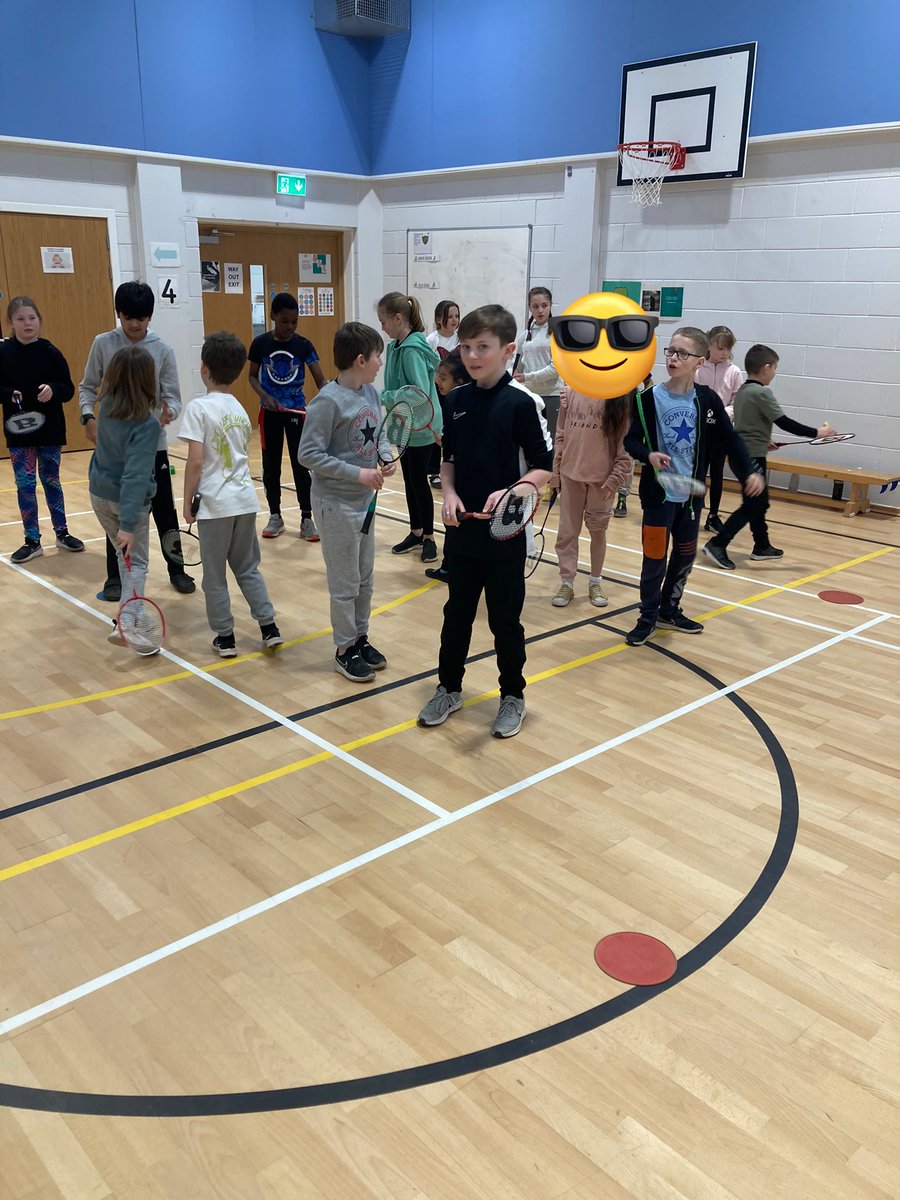 MrCarney7's tweet photo. P5/6 @Greenbraeschool enjoyed their badminton lesson today. We developed our control of the shuttle through a range of activities.
@MrsMBeggPE we miss you! Hope you are on the mend! https://t.co/cvmrJEXUzv