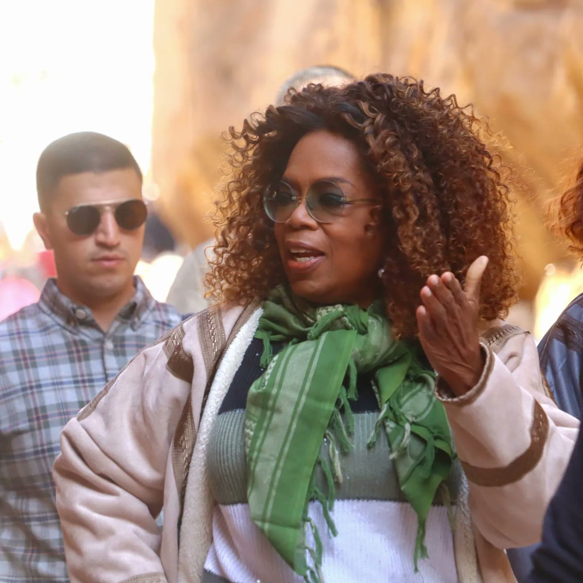 drumifsud's tweet photo. @Oprah @OprahDaily @OWNTV @oprahsbookclub @VisitJordan @VisitJordanAR @Petranews @VisitPetra #Oprah #petra #Jordan https://t.co/g1ohQ9yK8u