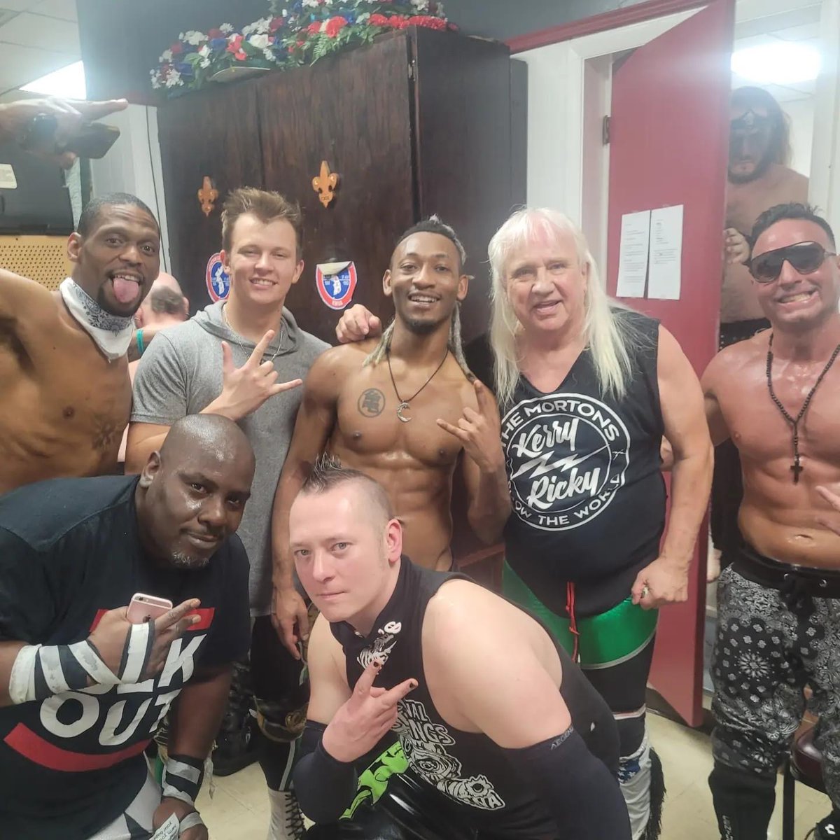 SicendRCMW's tweet photo. Wrestling has gave me so many friends and incredible memories https://t.co/ci5pPuwTyt