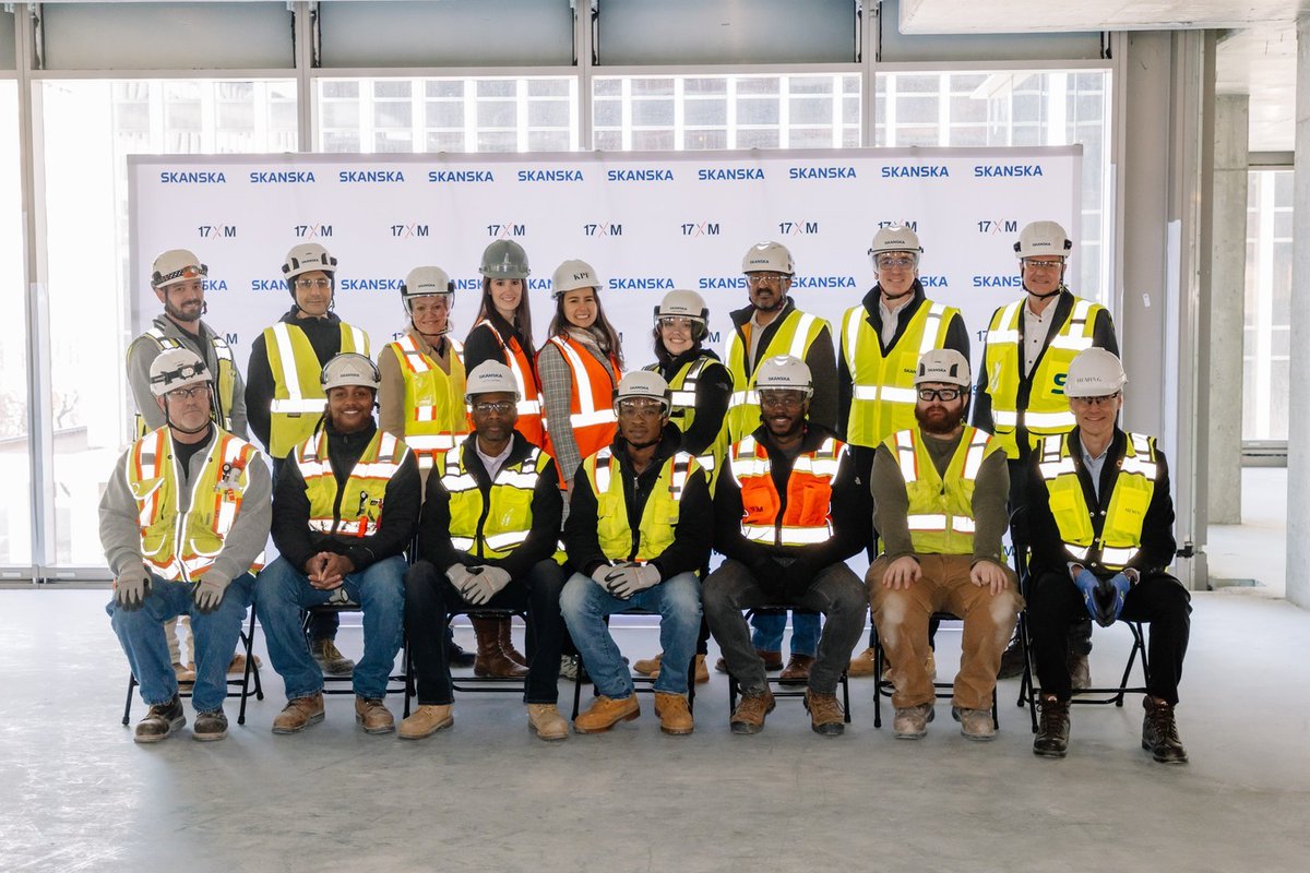 SkanskaUSA's tweet photo. We topped out at 17xM, an 11-story, 334,000-SF mixed-use development in DC’s central business district. With more than 170K man hours to date and slated to be the first SmartScore-certified office building in North America, it’s a #milestone worth celebrating. #ShapingOurFuture https://t.co/sh8gSr18SF