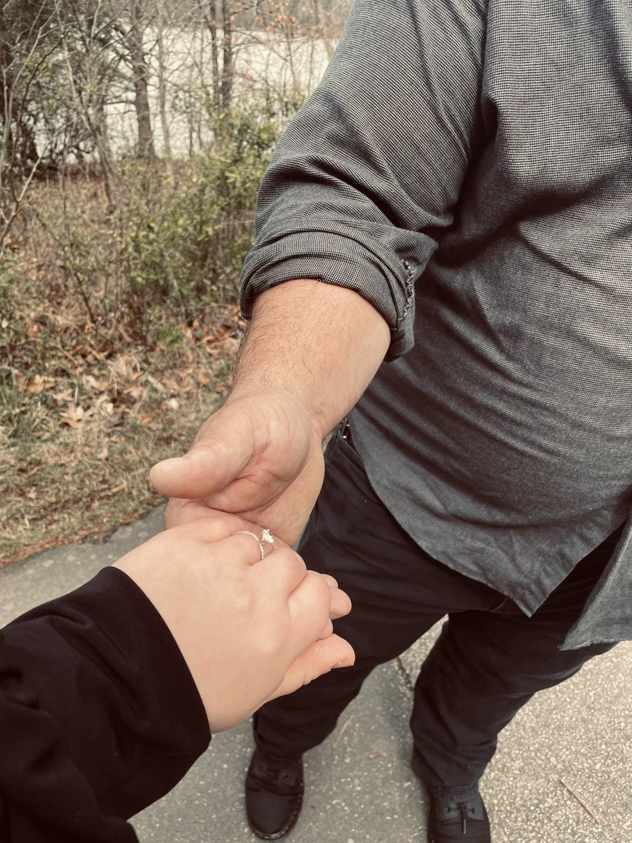 GDgirl80's tweet photo. I don’t post a lot on here but I’m getting married!! Im so happy and excited https://t.co/LUsEJsHAmU