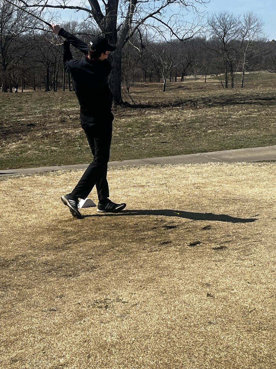 Teeing of at the Oak Park Scramble #lsngolf
