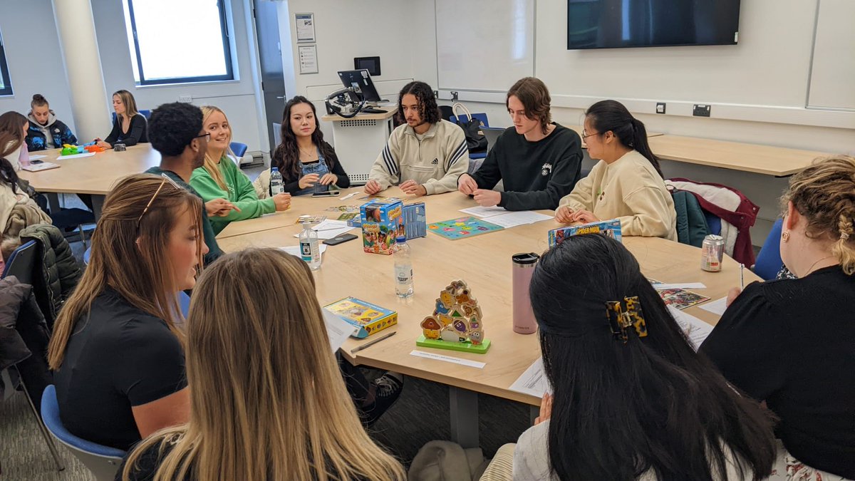 OT_UEA's tweet photo. Our final year BSc students on campus today with Occupational Therapy lecturer Louise Straughan, consolidating their fundamental activity analysis skills as they head towards graduation @UEA_Health 
#OccupationalTherapy #ActivityAnalysis #OccupationalTherapyStudent #OTstudent https://t.co/W1KCtVEFGt