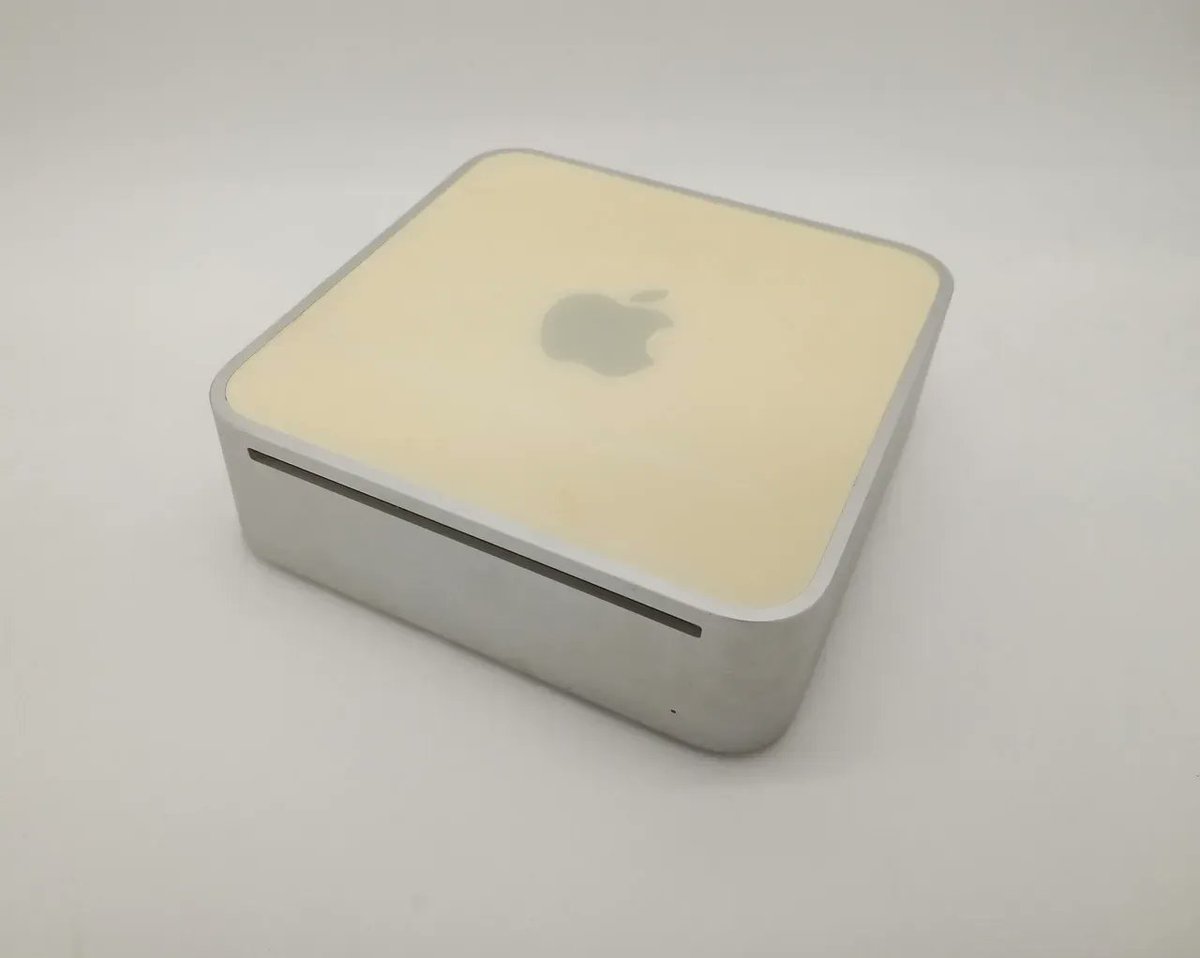 Commodore_lives's tweet image. A new M2 SSD for my Mac Mini PPC #ppc #morphos