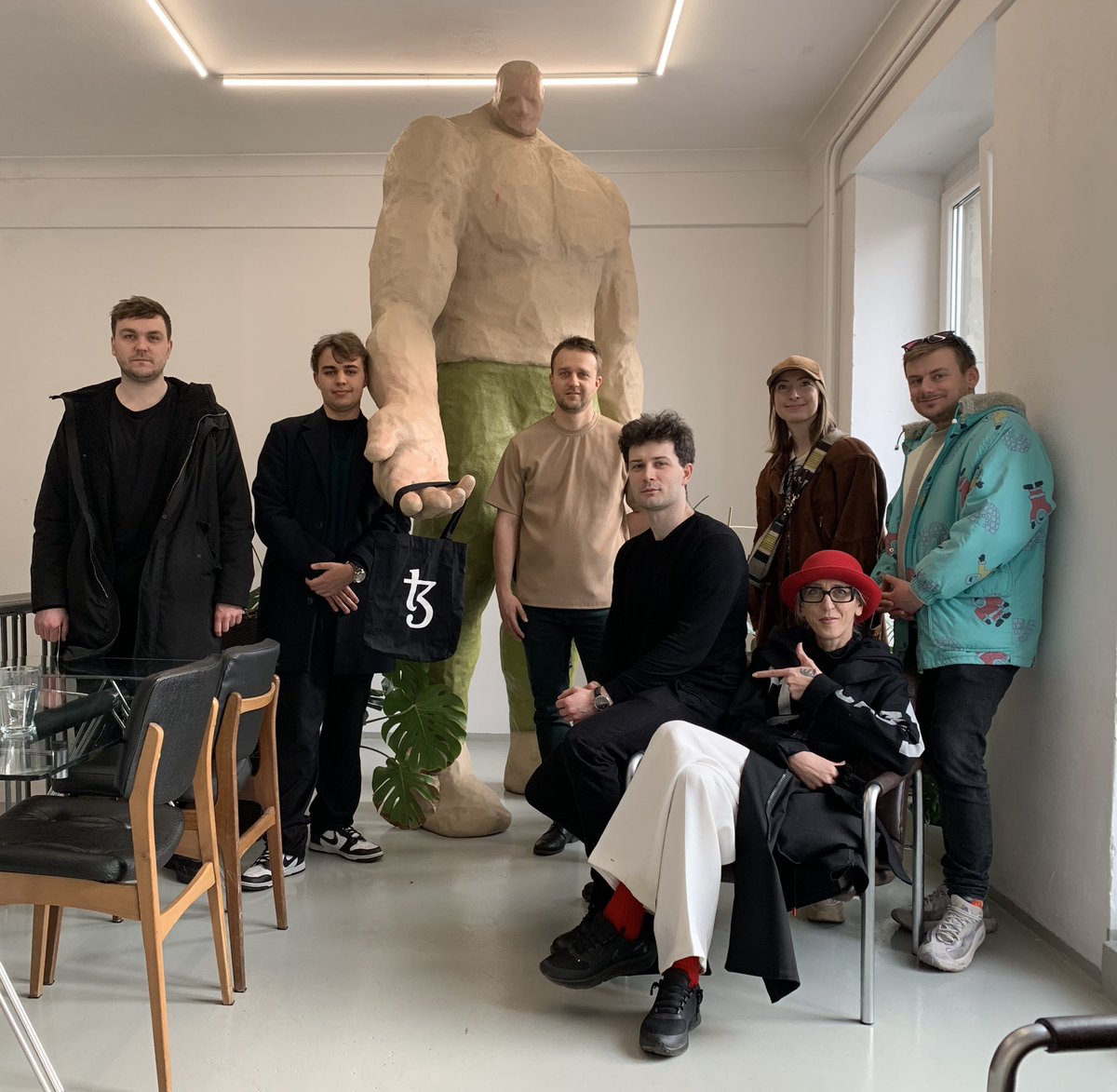 Family von Tezos 🔥🔥🔥
<a href="/dzienko/">Kamil Dzieniszewski</a> <a href="/kosoon_/">KOsoon</a> <a href="/karolaniola/">Karol Aniola</a> <a href="/cryptocasia/">Cryptocasia</a> 

Show me a picture of your NFT family 😀
