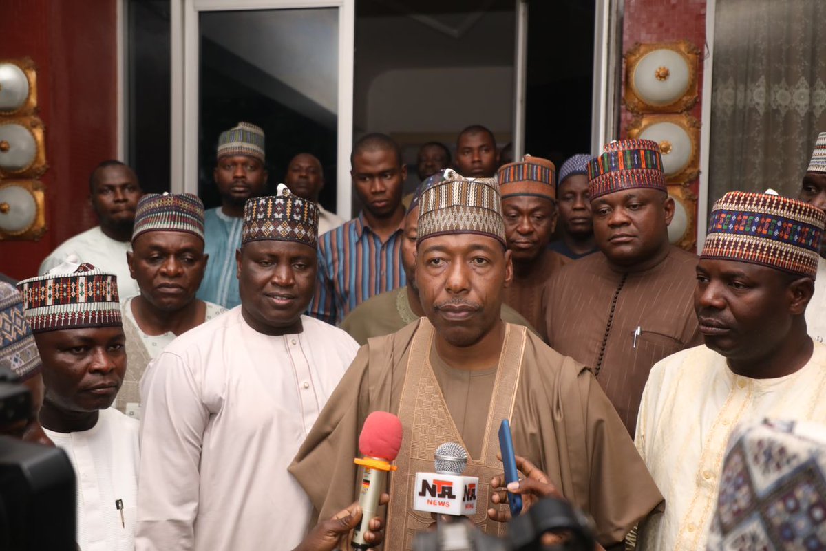 Borno Governorship: Zulum wins landslide with 85% votes, leaves PDP with 15% … VP-Elect, others surround @ProfZulum at declaration m.facebook.com/story.php?stor…