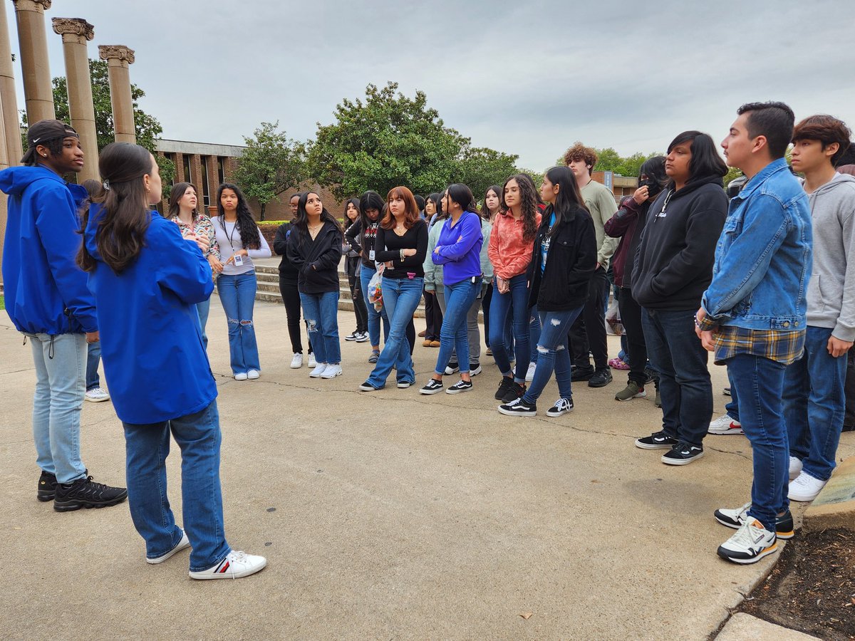 CTHSAVID's tweet photo. CTHS AVID 1 and 2 classes (group 1) went on a field trip to Houston Christian University today.  They learned what all private school has to offer. https://t.co/GqMgBF1hZX