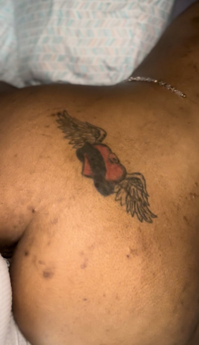 KuntryyKupKake's tweet photo. π§ No Angel π§
#noangel #beyonce #kupkake #tattoo #ebony #ebonywoman https://t.co/8zXwFK5Wt7