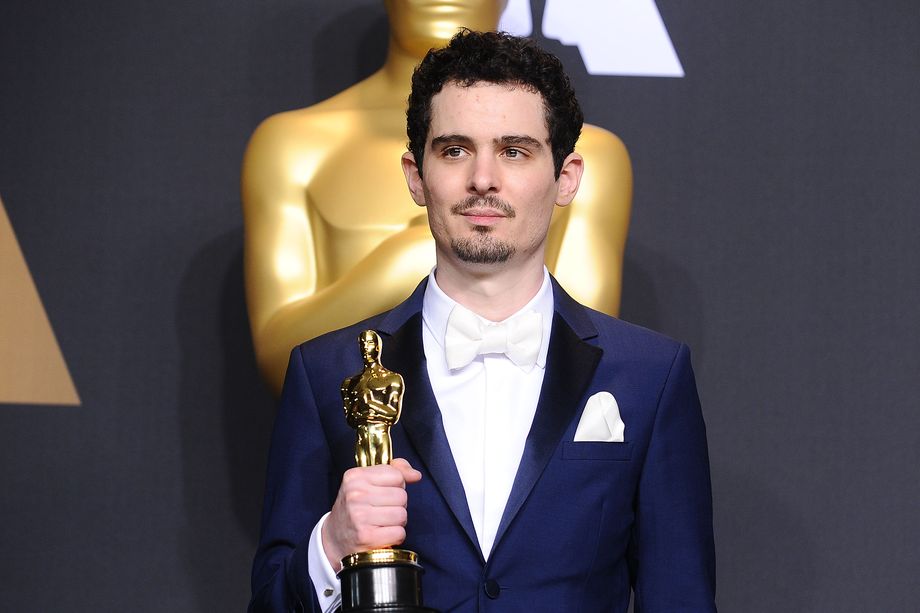 NolanAnalyst's tweet photo. Damien Chazelle about Dunkirk : 

"How could a film called Dunkirk, in today's context, attract so many people to cinemas across the country ? It's almost a miracle, it's a big middle finger to all those who say there's no room for risk-taking on the big screen anymore. 

It's pure cinema, it speaks the same language as the shot that goes from the flame to the desert in Lawrence of Arabia, or from the bone to the ship in 2001. In its combination of the wide angle and the subtle, the huge shot and the tiny, telling the smallest detail, the film is closer to David Lean's best work than any recent film I can remember."