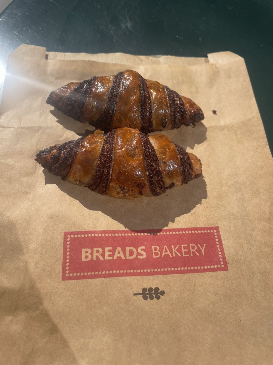 Thank you <a href="/BreadsBakery/">Breads Bakery™</a> for that #randomactofkindness today at <a href="/bryantparknyc/">Bryant Park</a> 
#Kindness can change someone’s whole day it’s so beautiful ❤️❤️