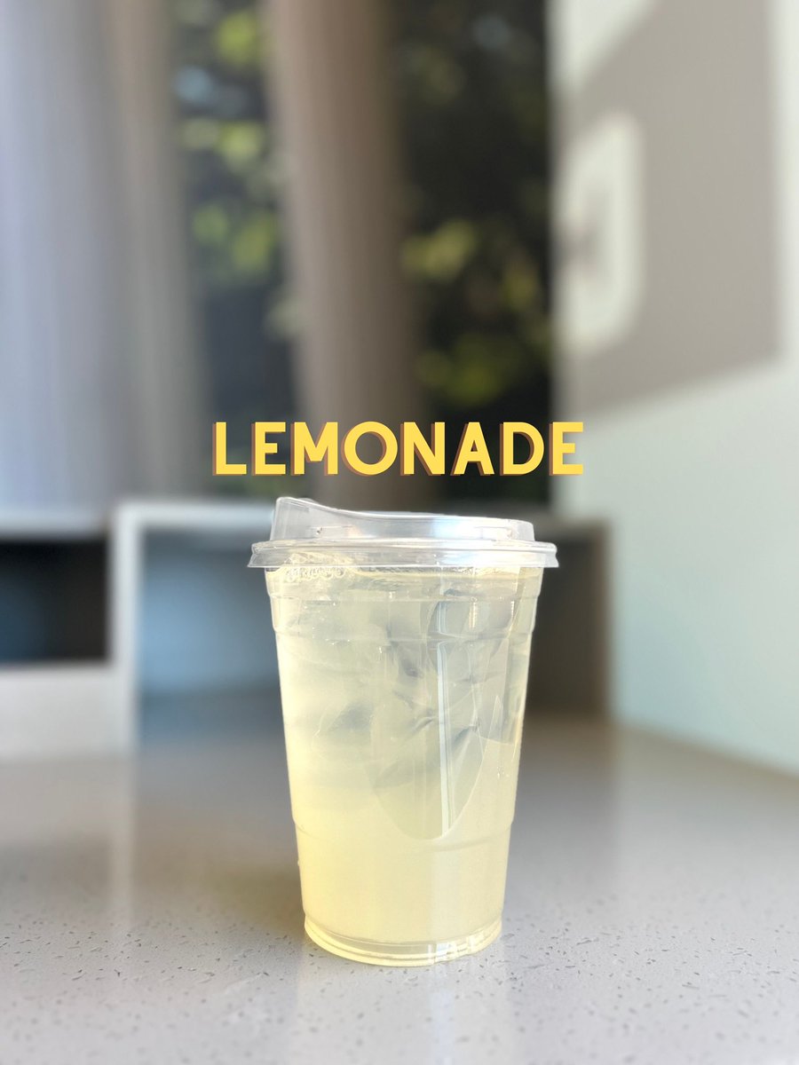 uncstudentstore's tweet photo. 🚨Restock!🚨 Try out some of our awesome iced teas and lemonade! We have iced tea flavors in black, green, and passion as well as a zesty lemonade! Stop by today to try one out!
#springdrinks #stoneandleaf https://t.co/kfi9NPZzJ2