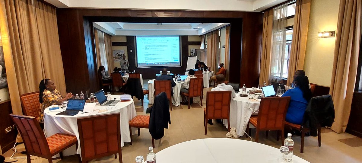 Chu4Uhc's tweet photo. The Division of @CHS_ke in collaboration with the legal team and partners kicked off a 3 day meeting to review the National CHS Bill to reflect new developments in the enumeration and remuneration of CHWs. https://t.co/Q7D40lUvtB