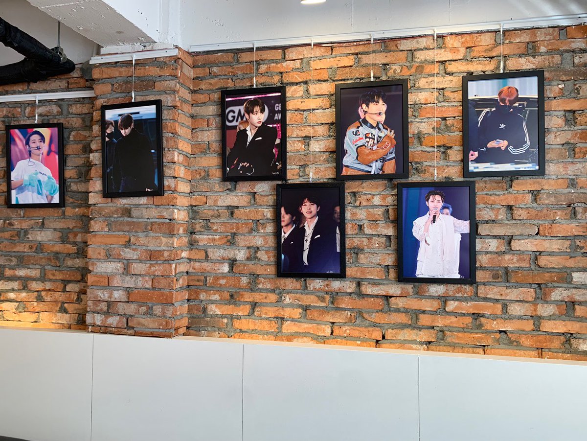 AphroditeRJ's tweet photo. ☕️카페무라노 (강남대로 110길 21 1층)

#런쥔 #RENJUN #NCTDREAM https://t.co/qt89waHKjh