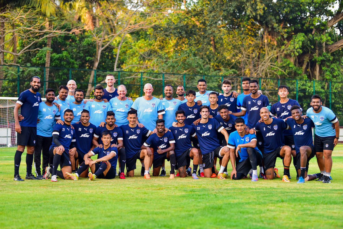 When I look back on this ISL season, I will remember how we kept going on and on, even when everything was going against us and a lot stood in our way. 

This - us on the pitch and the thousands that are behind us - is my family. Thank you, Bengaluru. ♥️
#WeAreBFC #BengaluruFC