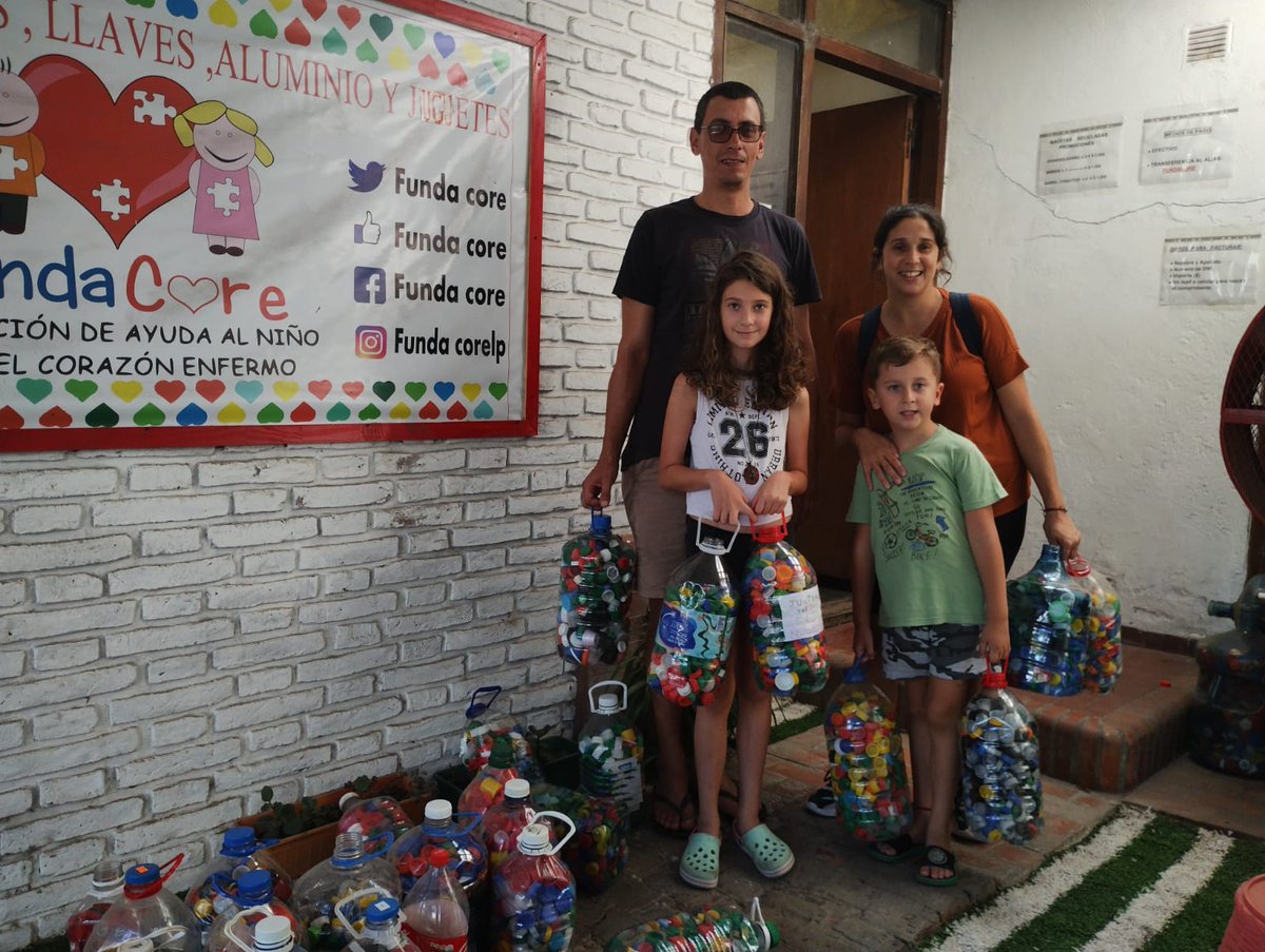 fundacore's tweet photo. Gracias, gracias, gracias por tanto material que hemos recibido en nuestra casa. Gracias a Giuliana y Fabrizio Di Camilo Laurini, Benicio, Espacio Gonnet, Tobías y Teo Recavaren, Daniela Larrauri, pinturería Feregotti. Azlu Schevintt, Natalia Vasquez, Santuario medalla Milagrosa, https://t.co/NHECtCIYRc