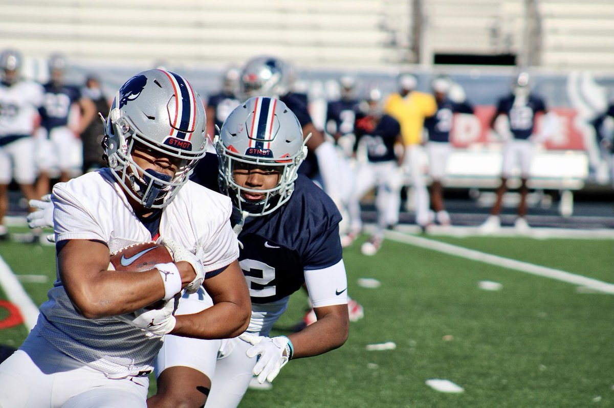 HUBISONFOOTBALL's tweet image. Quarter 2 initiated.😤   

#HUBisonFootball #STMDT #SpringPractice