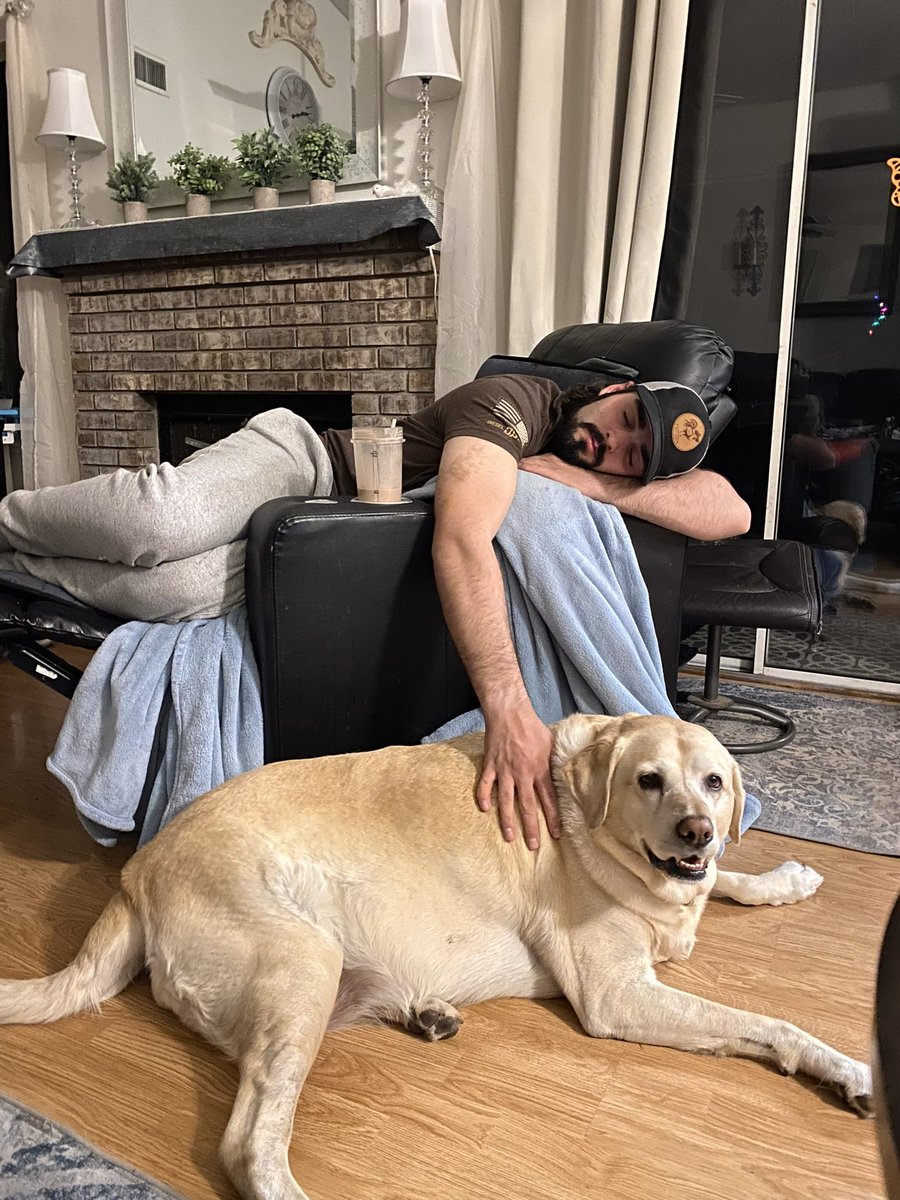 lyss 🔅 tweet media