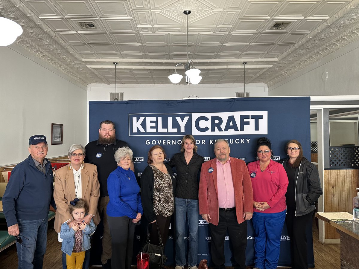 KellyCraftKY's tweet photo. On my #kitchentabletour, I had the opportunity to stop in Paintsville at Linda’s Cafe. Where community coming together is simply a way of living. https://t.co/R450GgnjHY