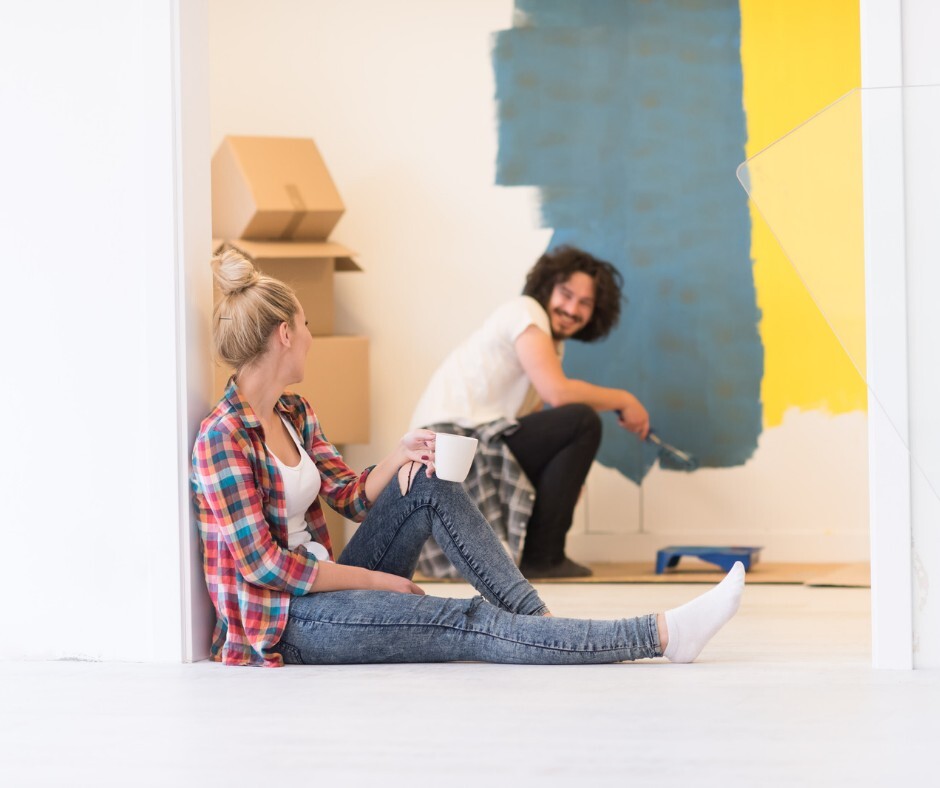 Protect your belongs (and some of your sanity) with temporary self storage during construction. We have a size to fit any need. Find your perfect size online - link in bio. instagr.am/p/CqB3IwuuvQn/