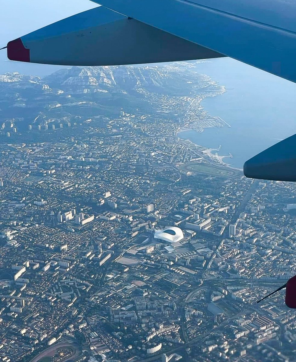 Be_OM13's tweet photo. Bonjour Marseille ! 

#TeamOM https://t.co/UKkINCmxsh
