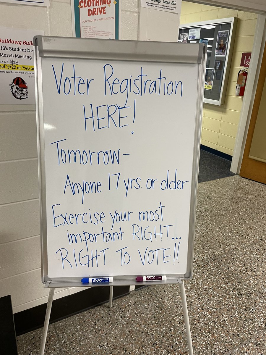 DBReader2016's tweet image. Tomorrow morning is voter registration day starting at 7:45am @HaddonfieldHS in front of the library. Congratulations to Mr Novak on the winning poster design.
