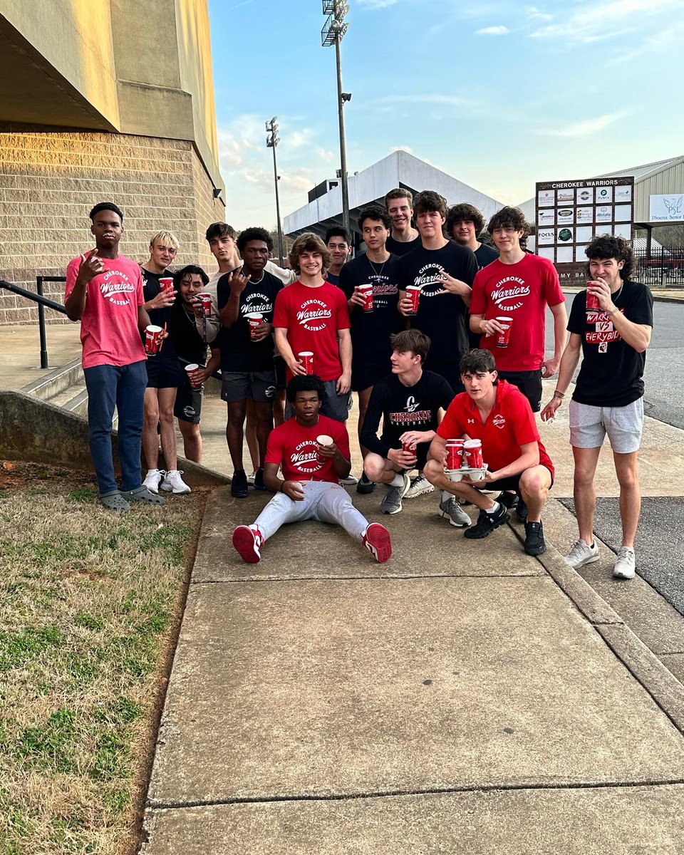 CHSBaseWarriors's tweet photo. We thought “Milkshake Mondays” after sweeps (aka Sweepshakes) was a good idea... then the boys rattled off 15 in a row. 

Anyone want to be a milkshake sponsor? 😂 https://t.co/m8wnGx9zxW