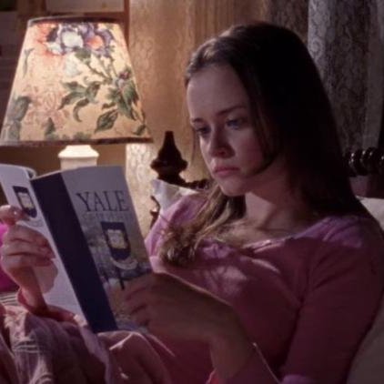 studnati's tweet image. como eu uso meu método de linguagens para treinar questões do ENEM e fazer 22/22.
uma thread para a #studytwt ❤︎