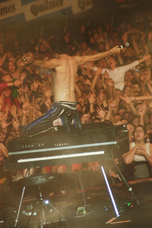 Charly García Bot (@bot_charlyg) on Twitter photo 