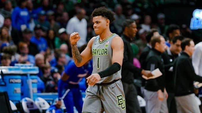 Krys10_G's tweet photo. Not the ending we wanted but you grew & gave it your all. Thankful for the Blessings God has provided you to be able to play the game that you love so dearly! Thank you all for your love and support! I am forever proud!! Sic’Em🐻#TheSkiesthrforeverlimit #ThankfullyBlessed💚 https://t.co/uZpMrVjCXN
