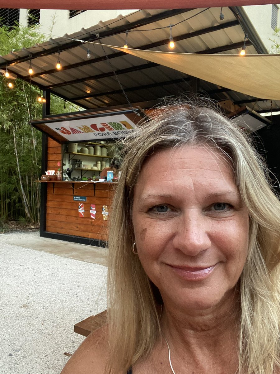 For #MeetTheTeam Monday, we’d like to welcome Jana Williams to our team!

Jana is our US-based Senior Account Director who has over two decades of experience working in marketing and communications.

In her off time, Jana enjoys travel, live music and yoga!

#agencylife