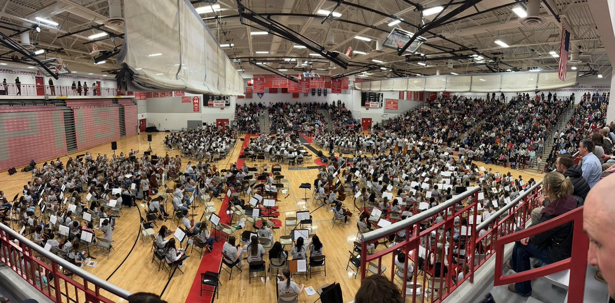 MrWeimann's tweet image. This evening I attended a strings concert that my daughter Scarlet was able to participate in. It was awesome! #TimeForThree #orchestra