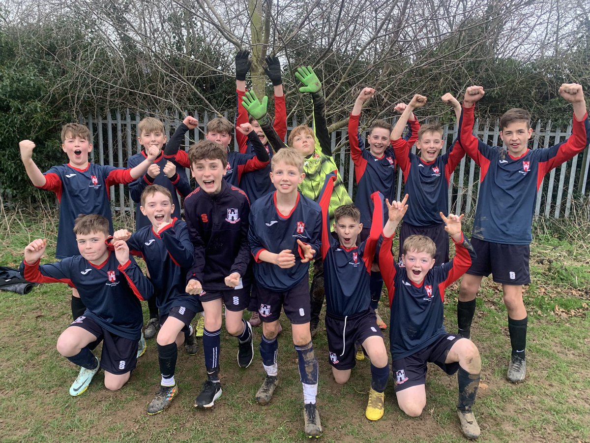 Well in football sometimes things don’t go your way and everything is against you. But not today these boys have upset the odds and made it to the @SSCFA2 U12s Presidents Trophy final, following a 2-1 win against Meole Brace. Enjoy the celebrations @LoveBridgnorth @SBridgnorth