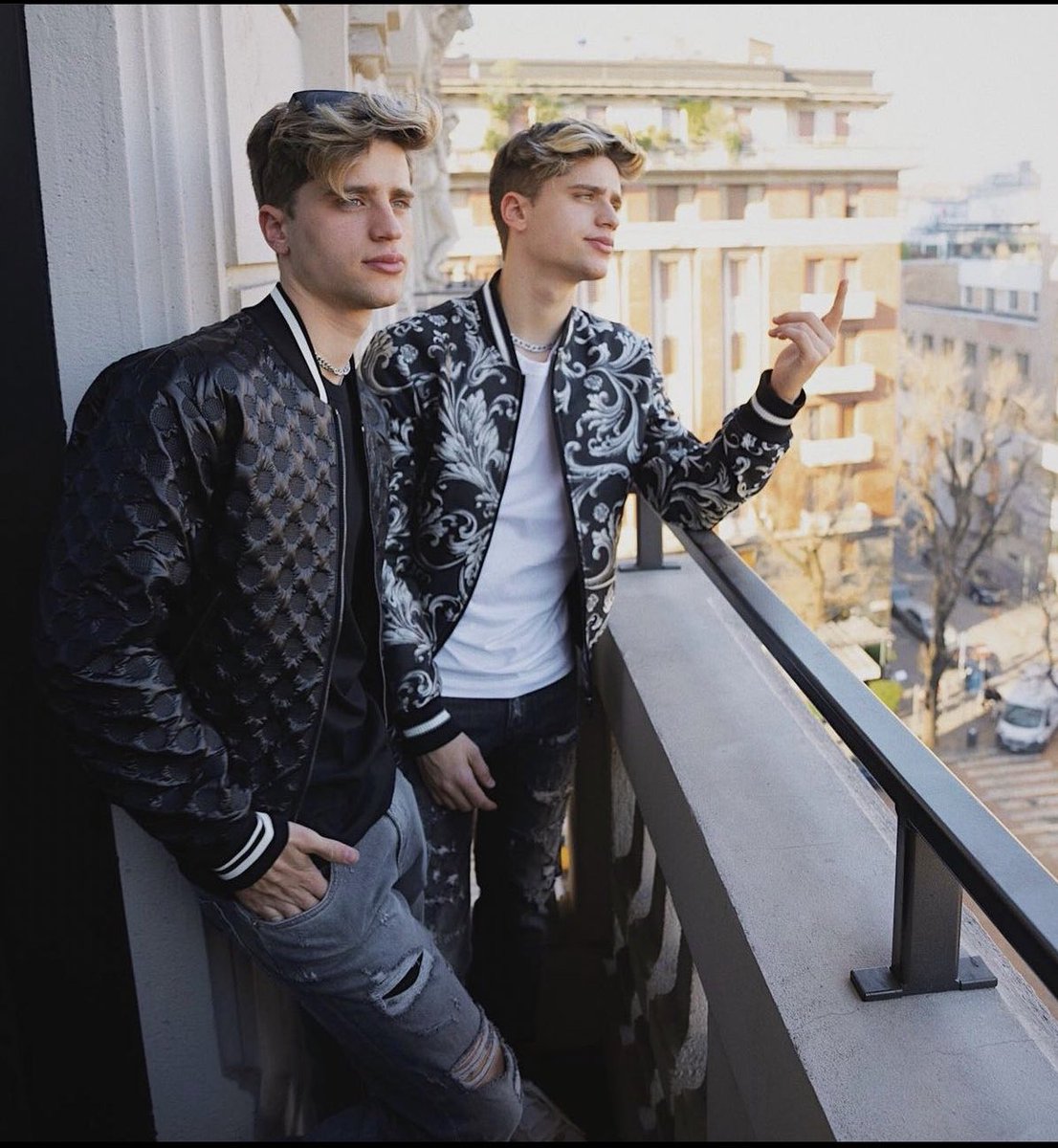 priorityenha's tweet photo. La verdadera cara de los MARTÍNEZ TWINS: creídos, egoístas y groseros con sus fans. Abro hilo: https://t.co/9shf7tTeuR