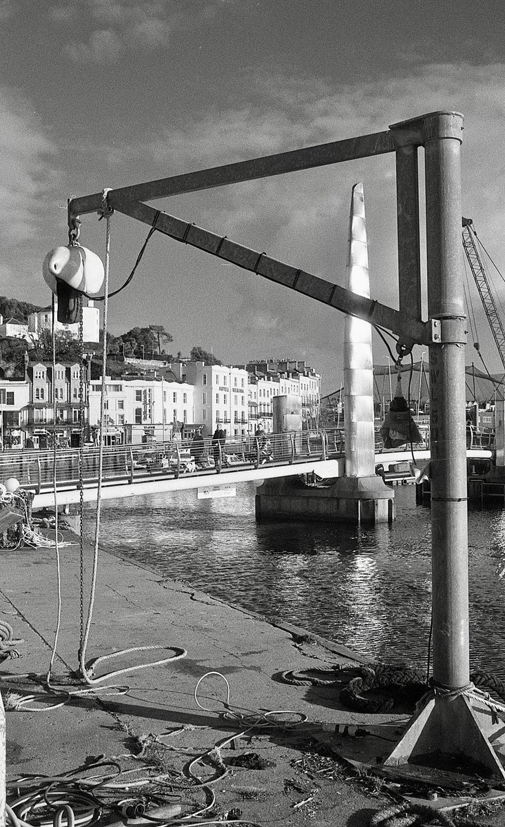 leestevens4's tweet photo. Last Saturday Torquay harbour.#fishquay.
#nikkormatftn. #belliniHC.#believeinfilm. #fomapan400. https://t.co/NiFkRVNQjw